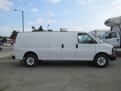 2015 GMC Savana 3500 Reefer Cargo Van   - Photo 4 - La Puente, CA 91744