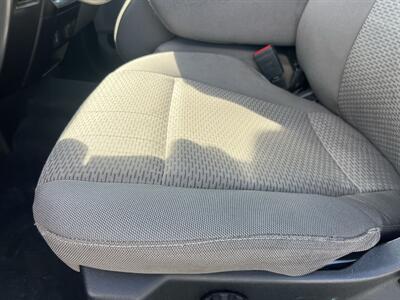 2020 Ford F-550 Super Duty XL 4WD Crew Cab 179 WB 60 DRW  Utility 12 Ft - Photo 14 - La Puente, CA 91744