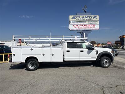 2020 Ford F-550 Super Duty XL 4WD Crew Cab 179 WB 60 DRW  Utility 12 Ft - Photo 2 - La Puente, CA 91744