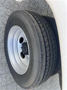2020 Ford F-550 Super Duty XL 4WD Crew Cab 179 WB 60 DRW  Utility 12 Ft - Photo 28 - La Puente, CA 91744