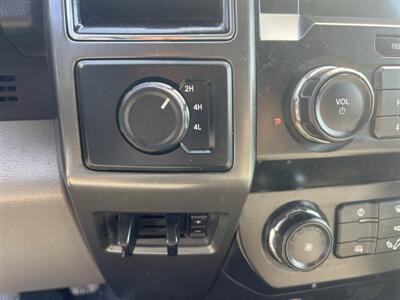 2020 Ford F-550 Super Duty XL 4WD Crew Cab 179 WB 60 DRW  Utility 12 Ft - Photo 17 - La Puente, CA 91744