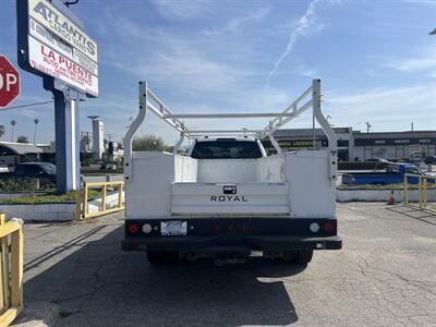 2020 Ford F-550 Super Duty XL 4WD Crew Cab 179 WB 60 DRW  Utility 12 Ft - Photo 3 - La Puente, CA 91744