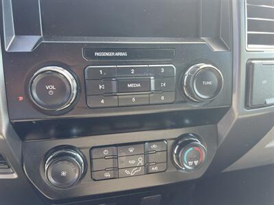 2020 Ford F-550 Super Duty XL 4WD Crew Cab 179 WB 60 DRW  Utility 12 Ft - Photo 18 - La Puente, CA 91744