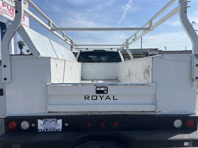 2020 Ford F-550 Super Duty XL 4WD Crew Cab 179 WB 60 DRW  Utility 12 Ft - Photo 9 - La Puente, CA 91744