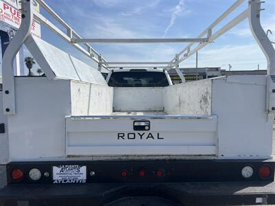 2020 Ford F-550 Super Duty XL 4WD Crew Cab 179 WB 60 DRW  Utility 12 Ft - Photo 9 - La Puente, CA 91744