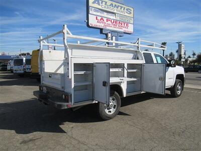 2019 Chevrolet Silverado 2500 Utility Truck   - Photo 11 - La Puente, CA 91744