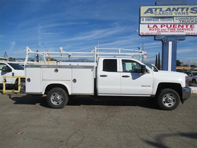 2019 Chevrolet Silverado 2500 Utility Truck   - Photo 2 - La Puente, CA 91744