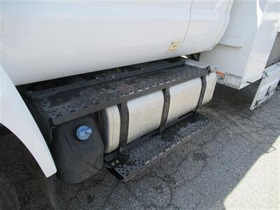 2018 Ford F750 Dump Truck  Chipper 13 Ft - Photo 27 - La Puente, CA 91744