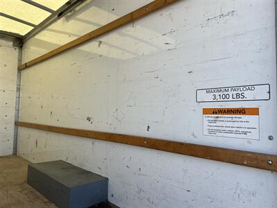 2021 GMC Savana 3500 Box Truck  12 Ft - Photo 13 - La Puente, CA 91744