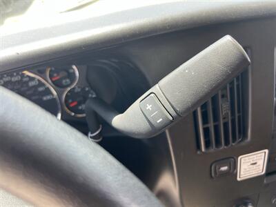 2021 GMC Savana 3500 Box Truck  12 Ft - Photo 15 - La Puente, CA 91744