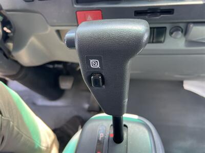 2019 Isuzu NQR Box Truck  20 Ft - Photo 27 - La Puente, CA 91744
