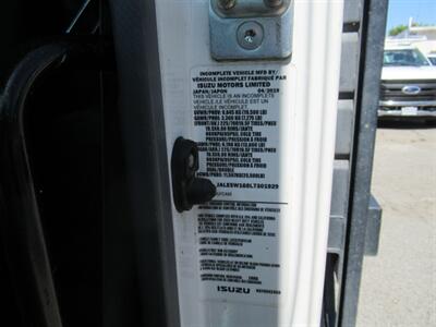 2020 Isuzu NRR StakeBed Truck  20 Ft - Photo 7 - La Puente, CA 91744