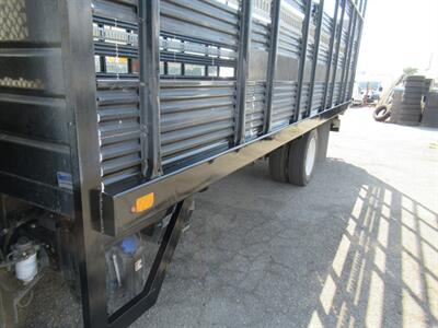 2020 Isuzu NRR StakeBed Truck  20 Ft - Photo 38 - La Puente, CA 91744