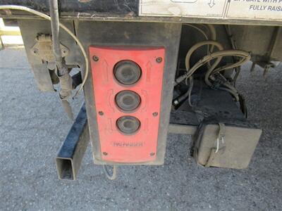 2020 Isuzu NRR StakeBed Truck  20 Ft - Photo 16 - La Puente, CA 91744