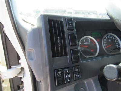 2020 Isuzu NRR StakeBed Truck  20 Ft - Photo 21 - La Puente, CA 91744