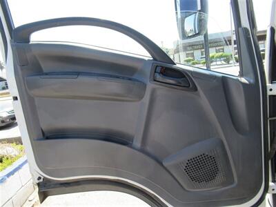 2020 Isuzu NRR StakeBed Truck  20 Ft - Photo 20 - La Puente, CA 91744