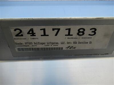 2020 Isuzu NRR StakeBed Truck  20 Ft - Photo 18 - La Puente, CA 91744