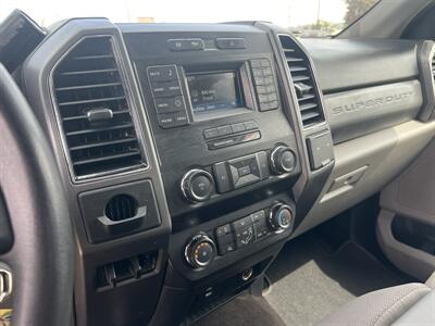 2019 Ford F-550 Super Duty XL 4WD Crew Cab 179 WB 60 CA  StakeBed 12 Ft - Photo 26 - La Puente, CA 91744