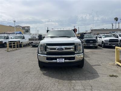 2019 Ford F-550 Super Duty XL 4WD Crew Cab 179 WB 60 CA  StakeBed 12 Ft - Photo 5 - La Puente, CA 91744