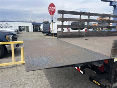 2019 Ford F-550 Super Duty XL 4WD Crew Cab 179 WB 60 CA  StakeBed 12 Ft - Photo 13 - La Puente, CA 91744