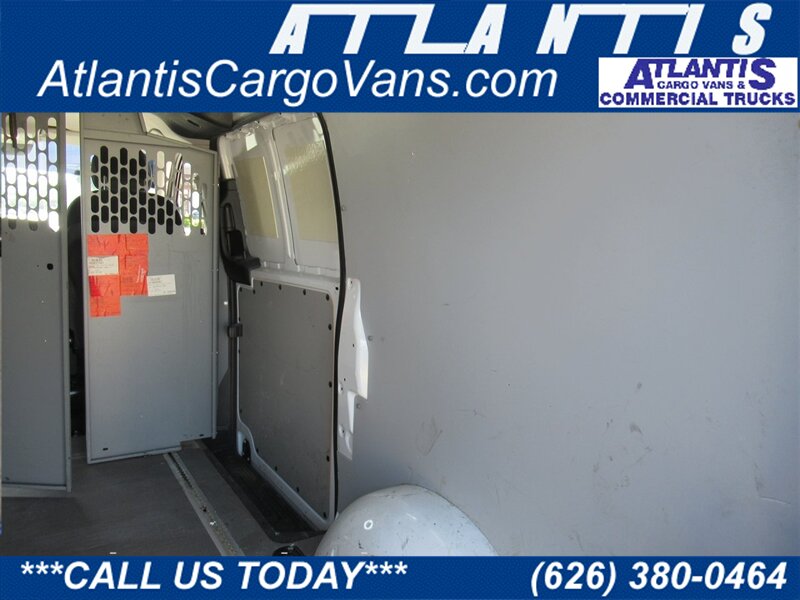 2020 Mercedes Benz Metris Cargo Van photo 41