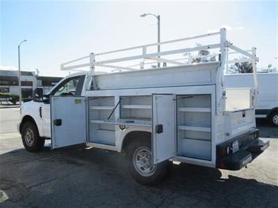 2018 Ford F-250 Utility Truck   - Photo 7 - La Puente, CA 91744