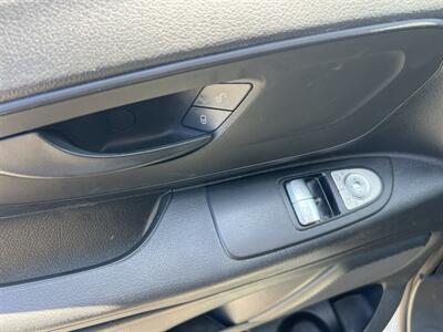 2022 Mercedes-Benz Metris Cargo Van   - Photo 14 - La Puente, CA 91744