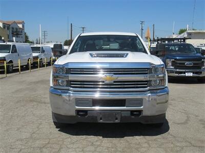 2018 Chevrolet Silverado 3500 Utility Truck   - Photo 5 - La Puente, CA 91744