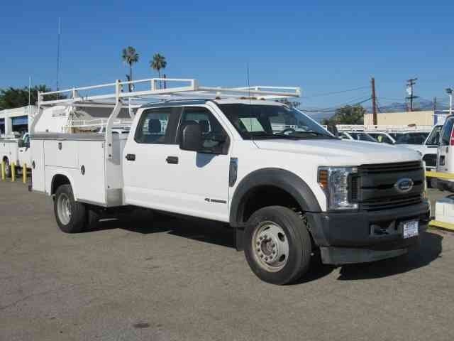 2018 Ford F550 Crew Cab 4X4 Utility Truck