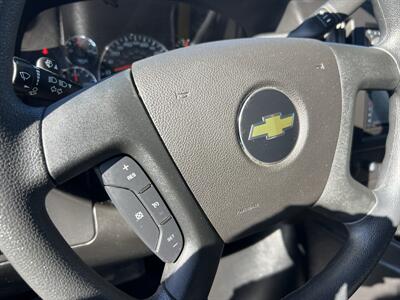 2018 Chevrolet Express 2500 Cargo Van   - Photo 15 - La Puente, CA 91744