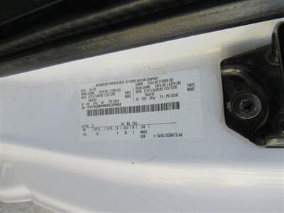 2022 Ford F-250 Utility Truck   - Photo 24 - La Puente, CA 91744