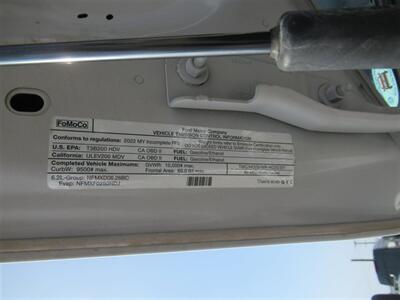 2022 Ford F-250 Utility Truck   - Photo 33 - La Puente, CA 91744