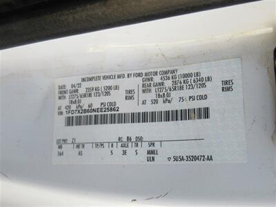 2022 Ford F-250 Utility Truck   - Photo 6 - La Puente, CA 91744