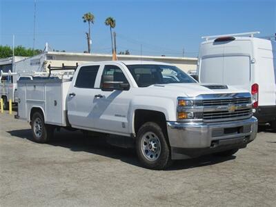 2018 Chevrolet Silverado 3500 Utility Truck   - Photo 1 - La Puente, CA 91744