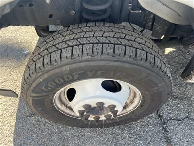 2024 Ford E-350 SD  16 Ft - Photo 28 - La Puente, CA 91744