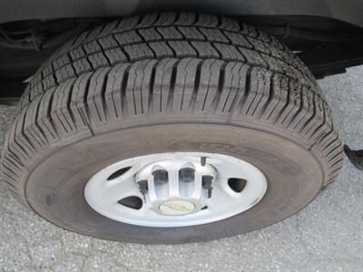 2014 Chevrolet Express 2500 Cargo Van   - Photo 38 - La Puente, CA 91744