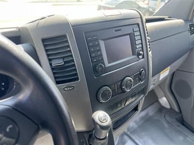 2015 Mercedes-Benz Sprinter 2500 Crew Cargo Van  High Roof 170 WB - Photo 16 - La Puente, CA 91744