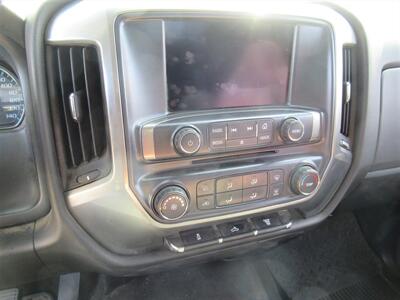 2018 Chevrolet Silverado 2500 Utility Truck   - Photo 18 - La Puente, CA 91744