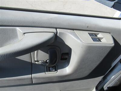 2014 Chevrolet Express 2500 Cargo Van   - Photo 15 - La Puente, CA 91744