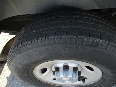 2014 Chevrolet Express 2500 Cargo Van   - Photo 25 - La Puente, CA 91744