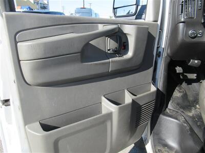 2014 Chevrolet Express 2500 Cargo Van   - Photo 14 - La Puente, CA 91744