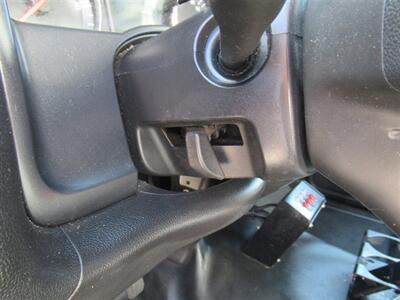 2015 Chevrolet Silverado 3500 Utility Truck   - Photo 27 - La Puente, CA 91744