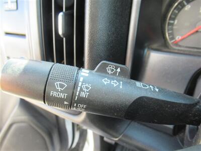 2015 Chevrolet Silverado 3500 Utility Truck   - Photo 28 - La Puente, CA 91744