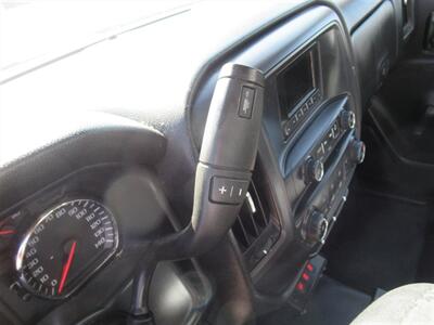 2015 Chevrolet Silverado 3500 Utility Truck   - Photo 29 - La Puente, CA 91744