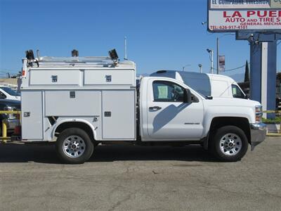 2015 Chevrolet Silverado 3500 Utility Truck   - Photo 2 - La Puente, CA 91744