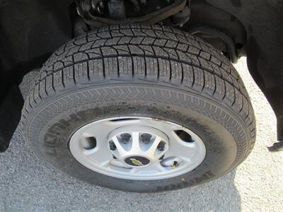2021 Chevrolet Silverado 2500 Utility Truck   - Photo 30 - La Puente, CA 91744