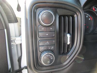 2021 Chevrolet Silverado 2500 Utility Truck   - Photo 13 - La Puente, CA 91744