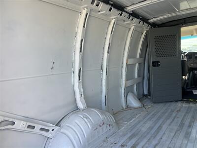 2011 Chevrolet Express 2500 Cargo Van   - Photo 9 - La Puente, CA 91744