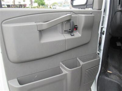 2020 Chevrolet Express 2500 Cargo Van  Extended Cargo Van - Photo 18 - La Puente, CA 91744