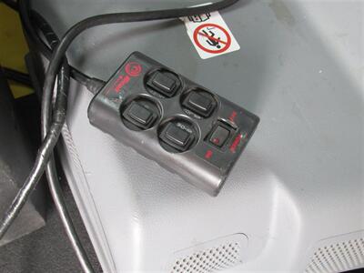 2018 Ford Transit 150 Wheelchair Van  Medium Roof 130 WB - Photo 16 - La Puente, CA 91744